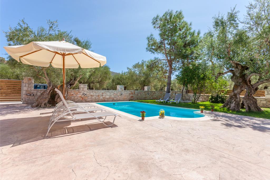 Evalexia Villa - Luxury Villa With Private Pool Near Laganas Perfect For Groups By Villa Mana Gers Kalamákion Dış mekan fotoğraf