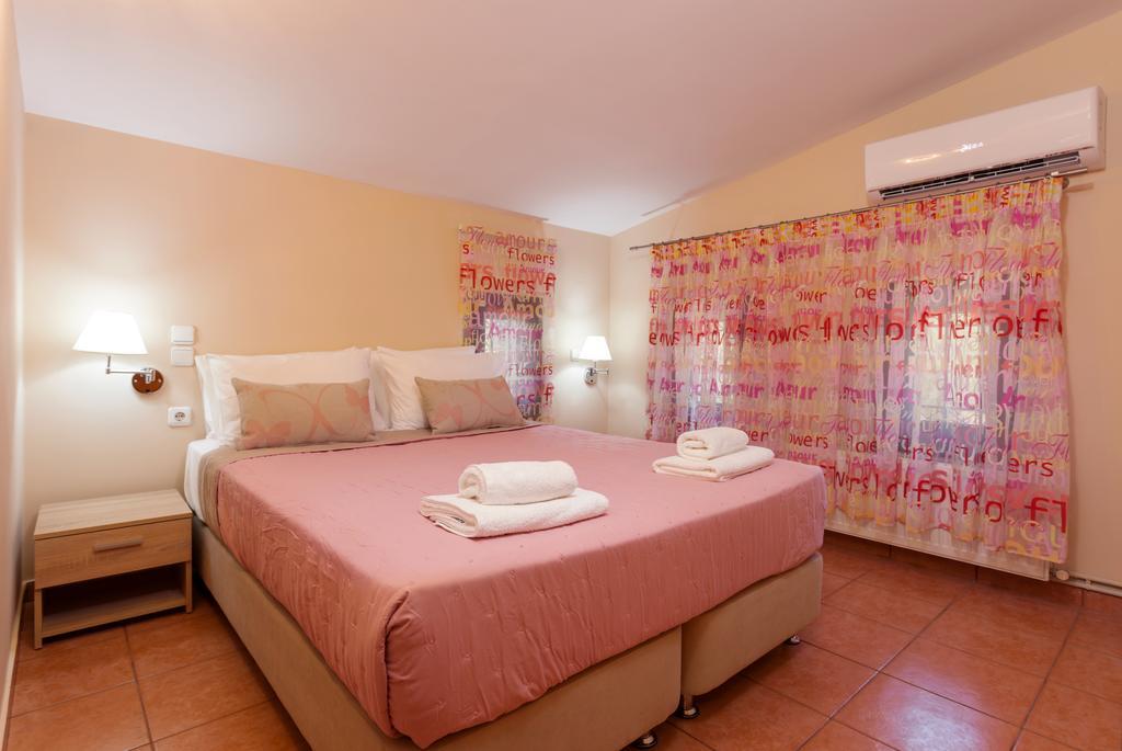 Evalexia Villa - Luxury Villa With Private Pool Near Laganas Perfect For Groups By Villa Mana Gers Kalamákion Dış mekan fotoğraf